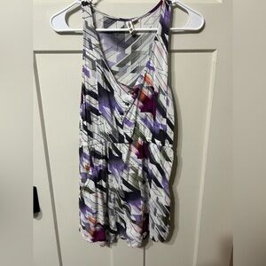 HANG-TEN TANK TOP MULTICOLORED GEOMETRIC BUTTON UP THE FRONT